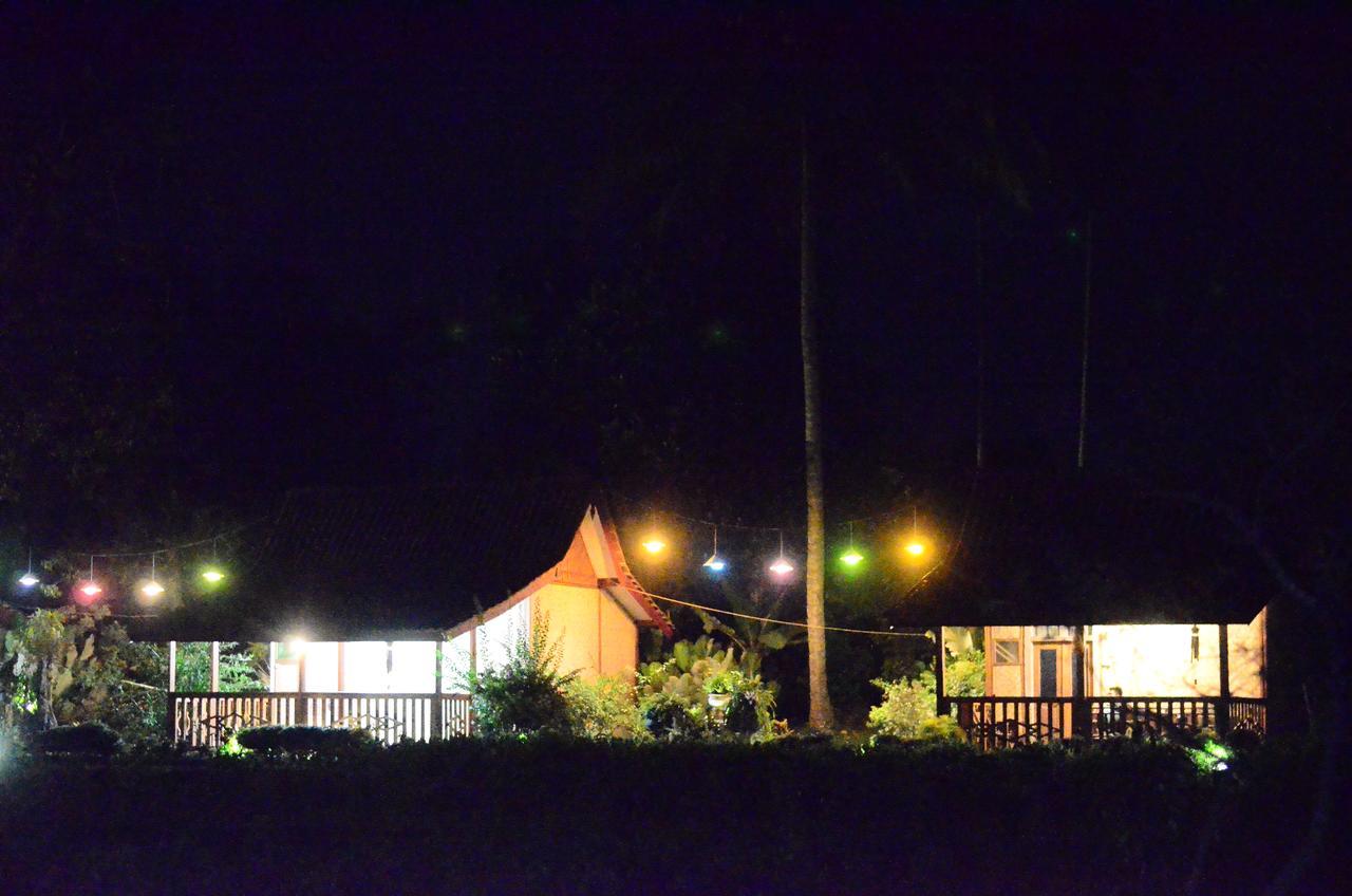 Banyu Homestay Banyuwangi  Exterior photo